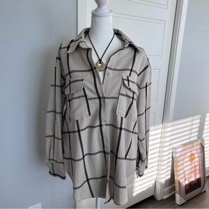 H&M Plaid Button-Up Shirt in Cream and Black